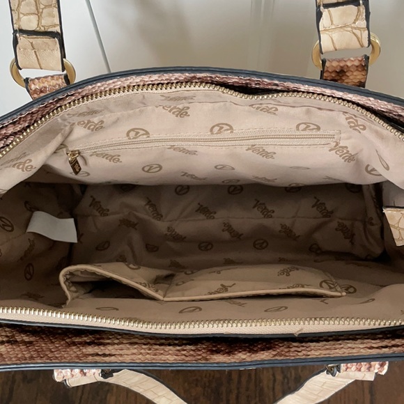 Snakeskin purse - Picture 6 of 7